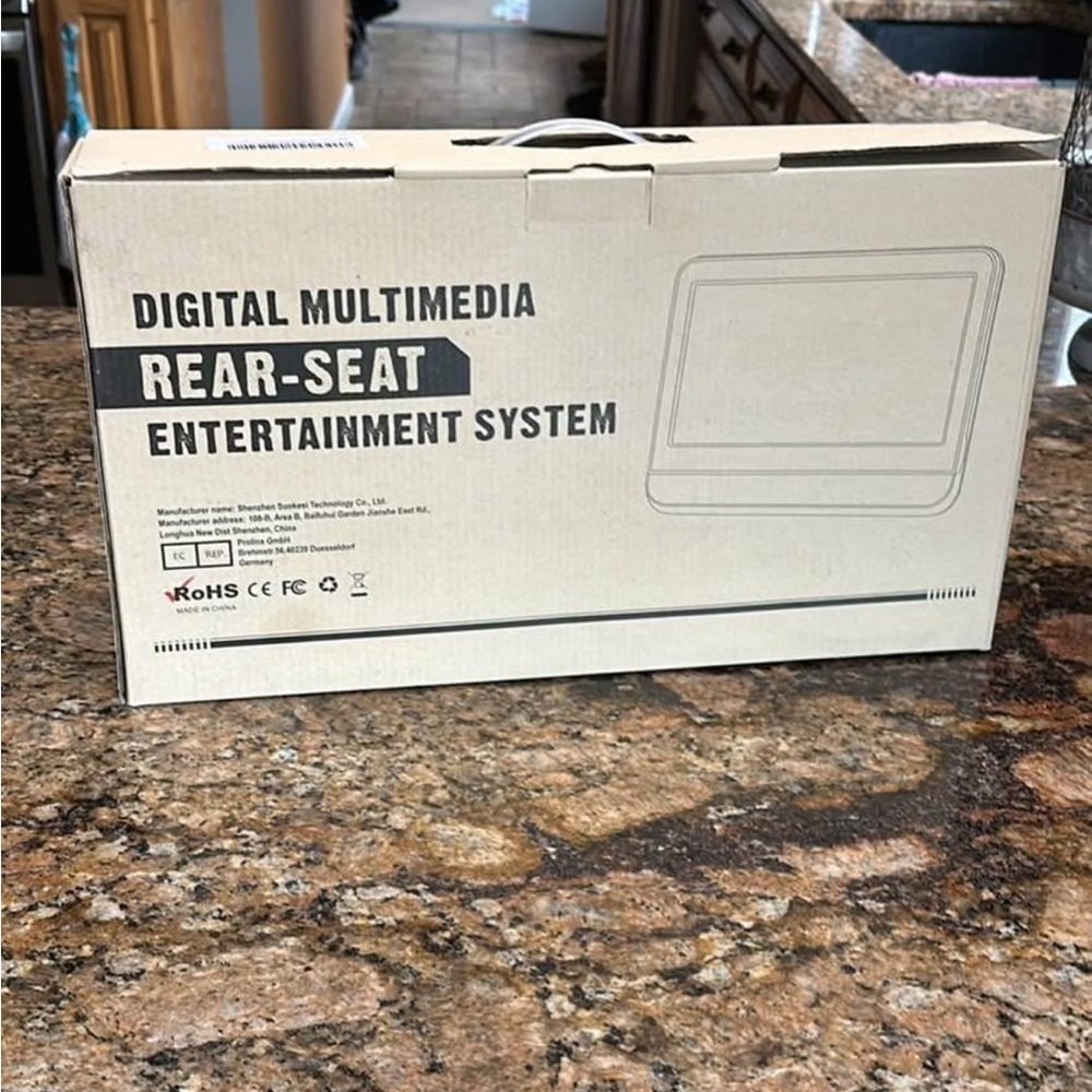 Digital Multimedia Rear-Seat Entertainment System - Black
